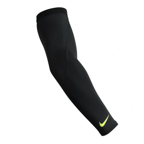 NIKE Pro Adult Dri-FIT 3.0 Arm Sleeves (Black/White, Small/Medium), Hand &  Arm Pads -  Canada